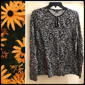🦉Ralph Lauren Black & White Paisley Top